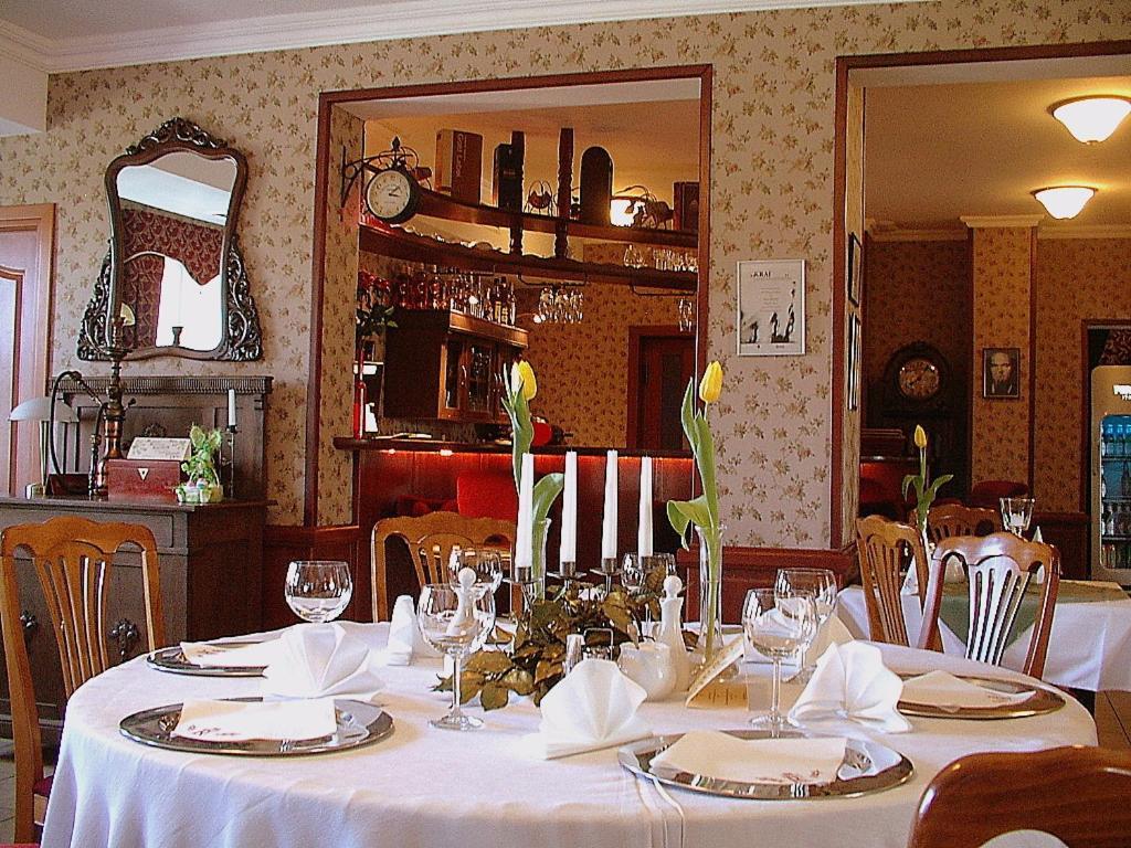 Hotel Regius Ополе Экстерьер фото
