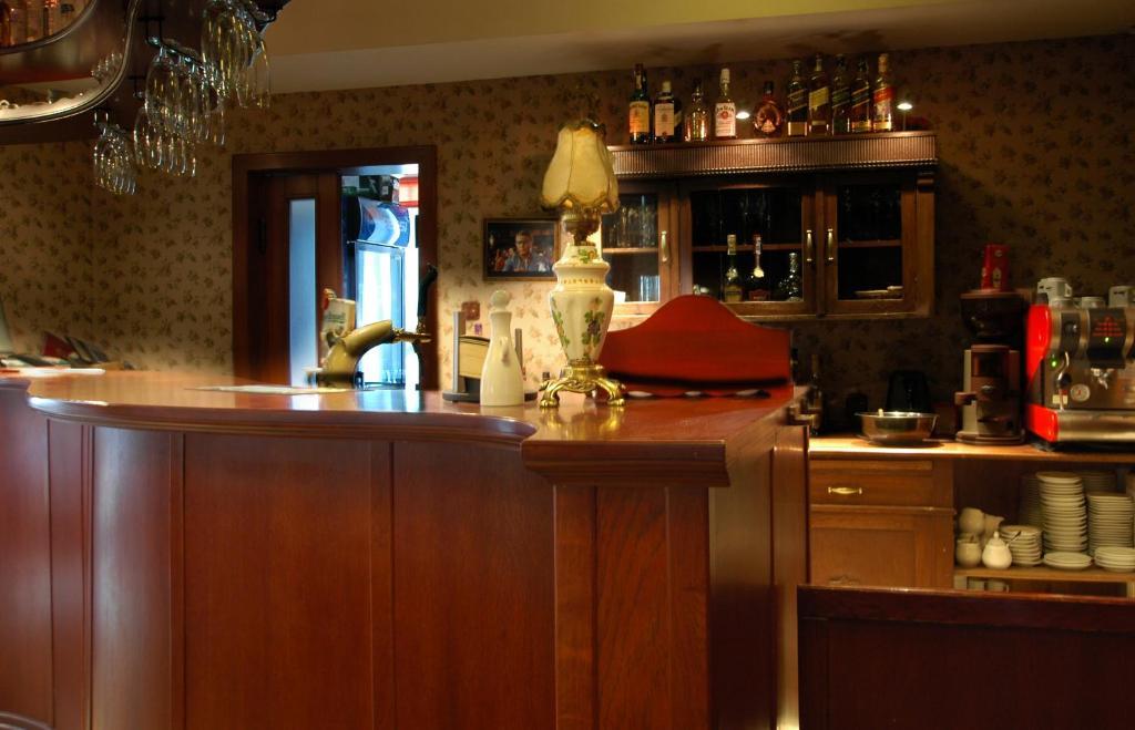 Hotel Regius Ополе Экстерьер фото
